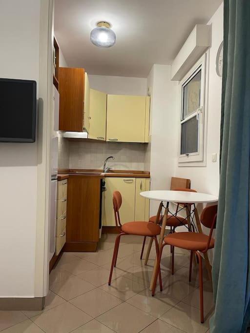Appartamento 2/3 Pieces Avec Terrasse A